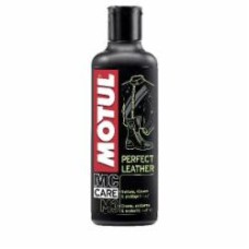 Очиститель Motul M3 Perfect Leather 250 мл