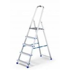 Лестница-стремянка Stark SALW 505 HOME 125 кг