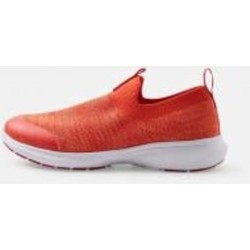 Сникерсы унисекс летние Reima Bouncing 5400082A-2820 р.24 оранжевые
