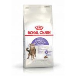 Корм сухой для стерилизованных кошек, склонных к выпрашиванию корма Royal Canin Sterilised Appetite Control домашняя птица, злаки, кукуруза 2 кг