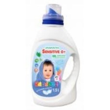 Гель для машинной и ручной стирки Карапуз Sensitive 1,5 л