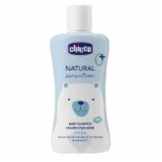 Шампунь детский Chicco с алоэ и маслом сладкого миндаля Natural Sensation 