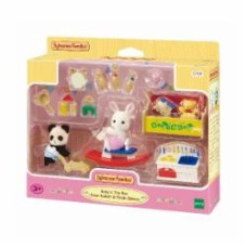 Фигурка коллекционная Sylvanian Families Детская игровая комната с пандой и кроликом 5709 Фигурка коллекционная Sylvanian Families Детская игровая комната с пандой и кроликом 5709