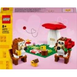 Конструктор LEGO Icons Романтический пикник ежиков 40711