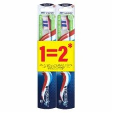 Зубная щетка Aquafresh All In One Protection Medium