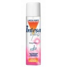 Лак для волос Intesa сильной фиксации с блестящим эффектом Блеск 500 мл
