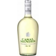 Вино Casal Mendes Vinho Verde белое полусладкое 0,75 л