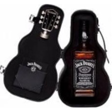 Виски Jack Daniel's Old No.7 в футляре гитары 0,7 л