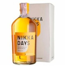 Виски Nikka Days 40% в подарочной коробке 0,7 л