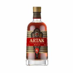 Коньяк Artak 4 звезды 0,5 л