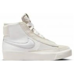 Кроссовки женские Nike W BLAZER MID VICTORY DR2948-100 р.38 бежевые