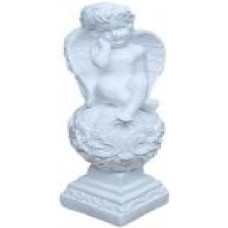 Фигура садовая Ангел на шаре задумчивый Фигура садовая Ангел на шаре задумчивый