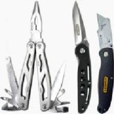 Плоскогубцы Stanley Multitool + складной нож + выдвижной нож 3 шт. STHT0-71029