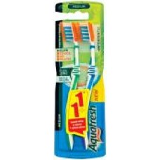 Зубная щетка Aquafresh Lizarb X-SILKY 1+1 средней жесткости 2 шт.