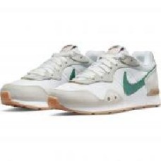 Кроссовки Nike Venture Runner DJ2004-100 р.40 US 8,5 25,5 см коричневый